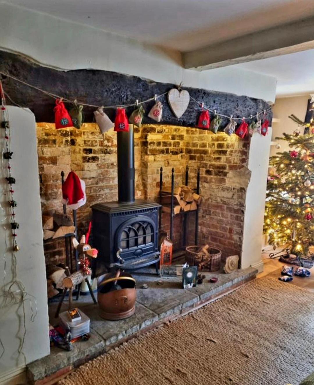 Jackdaw Cottage-Beautiful Cottage, Town Centre 윔번민스터 외부 사진